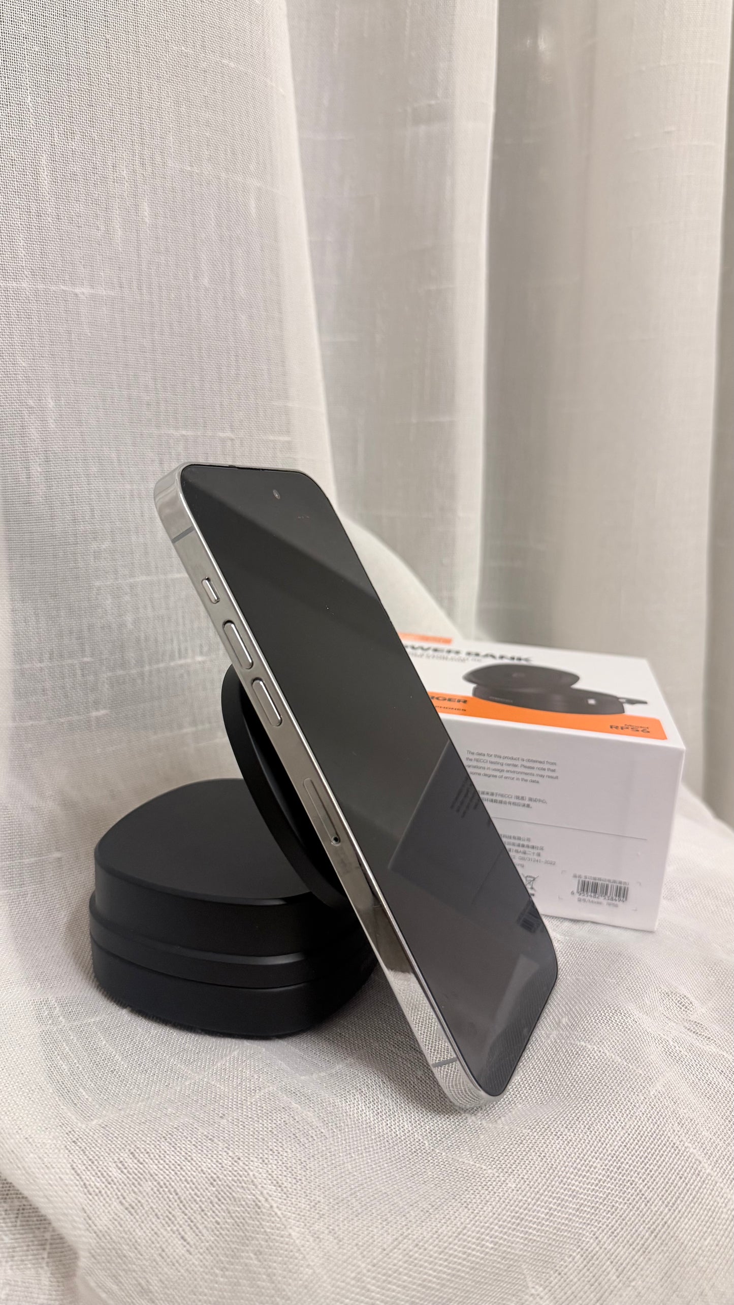 Recci power Bank with stand