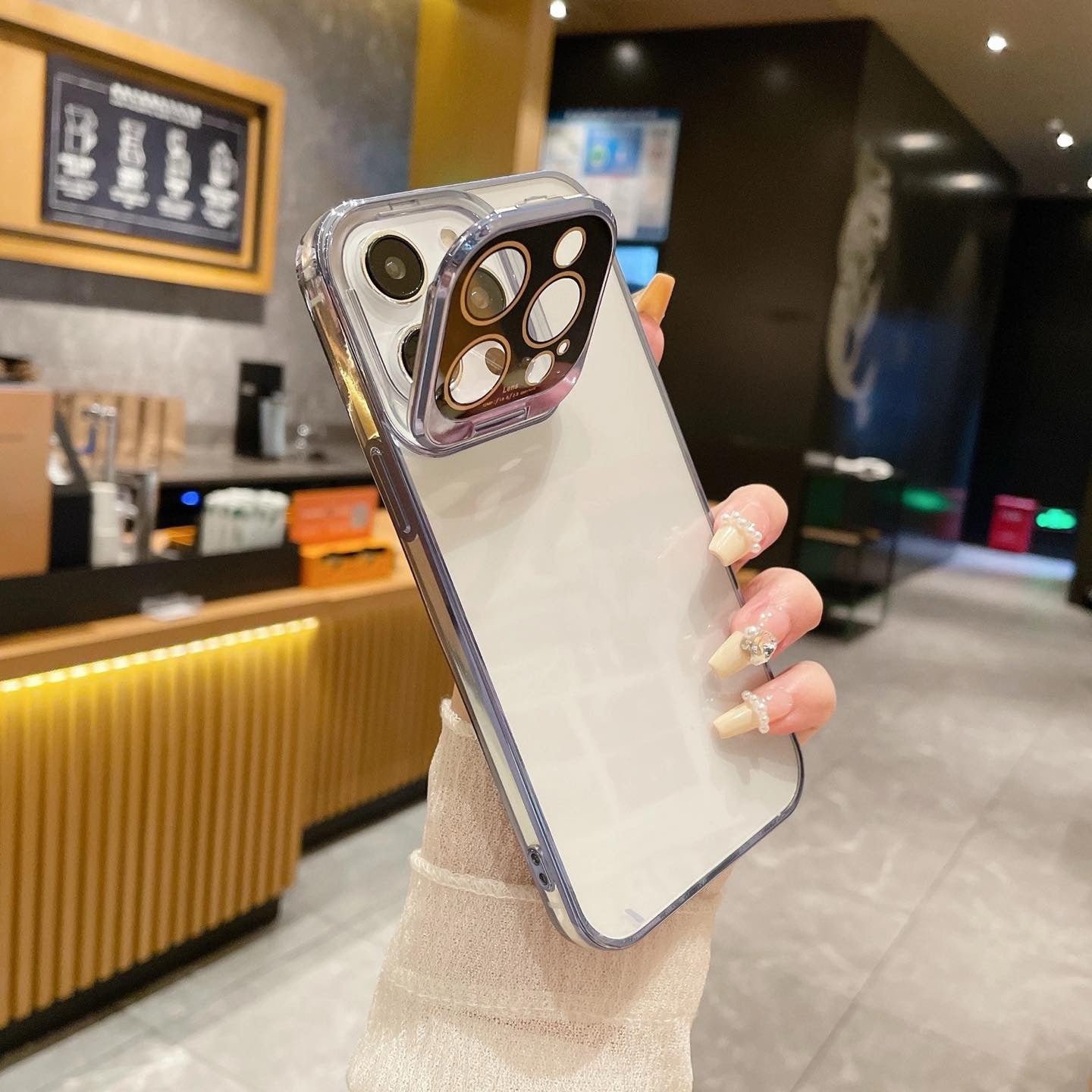 Clear case with stand