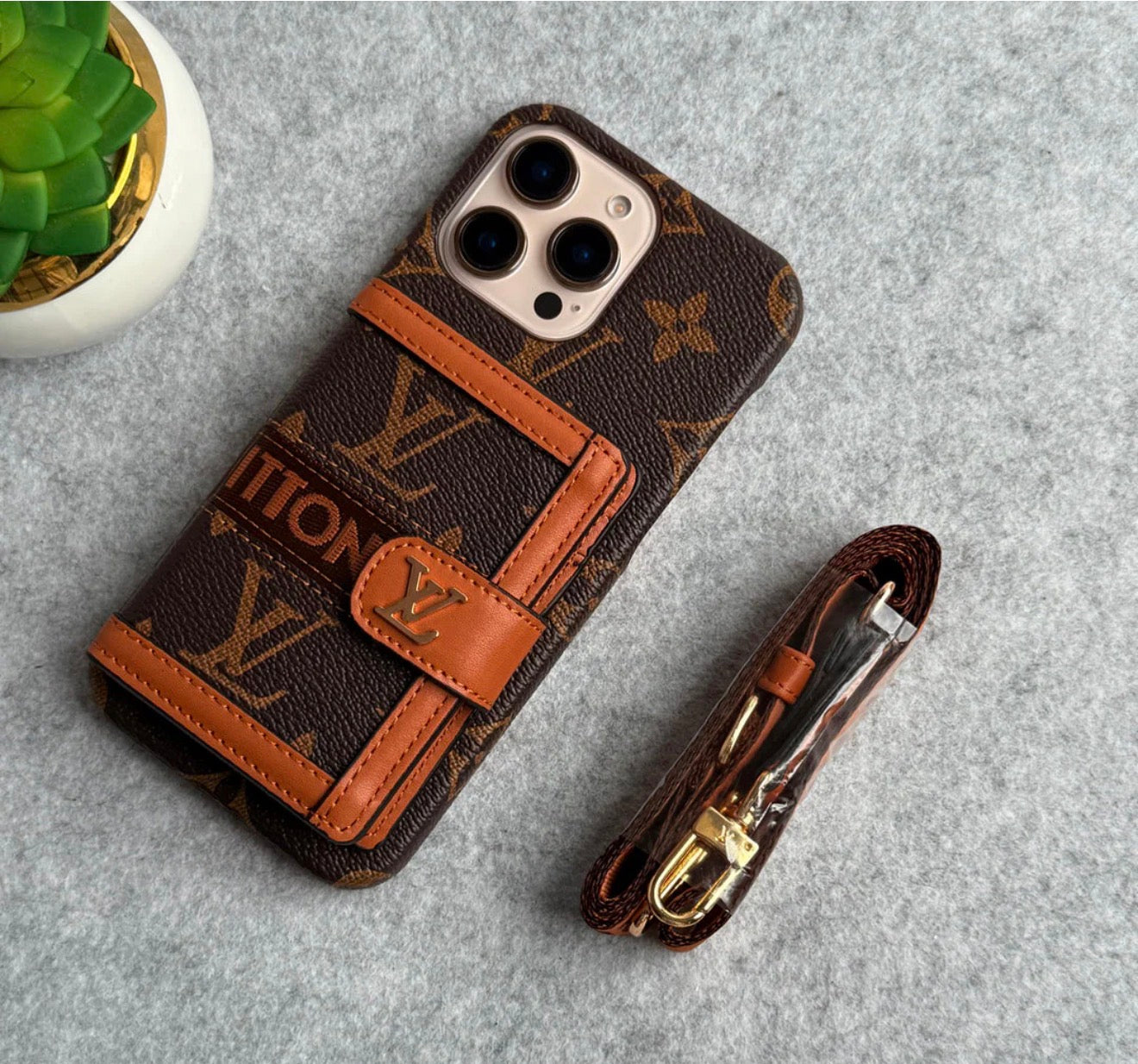 LV with pocket